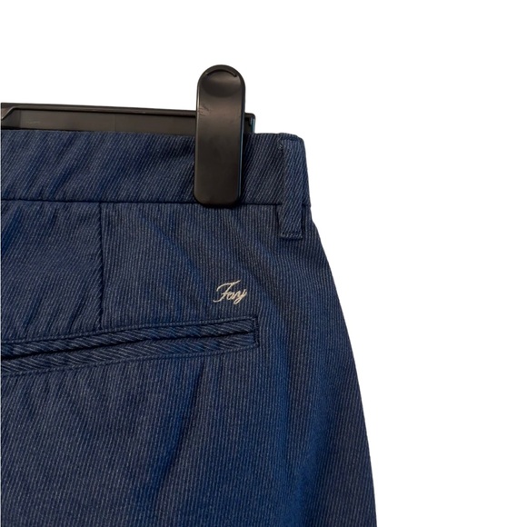 FAY
Garment-dyed Capri Pants
BLUE
SIZE 33
Made in Italy - Picture 3 of 4